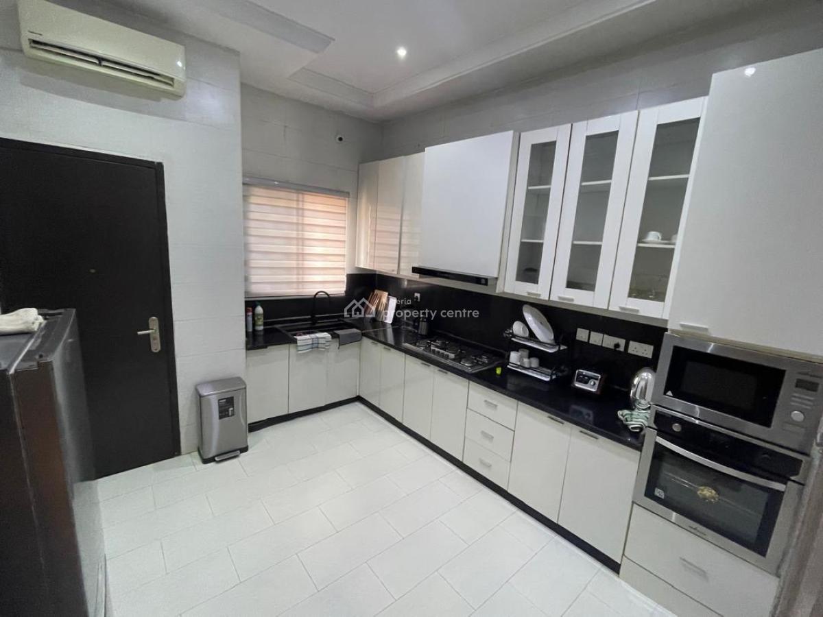 Luxurious and Exquisitely Finished 4 Bedrooms Duplex, Guzape District, Abuja, Terraced Duplex for Rent