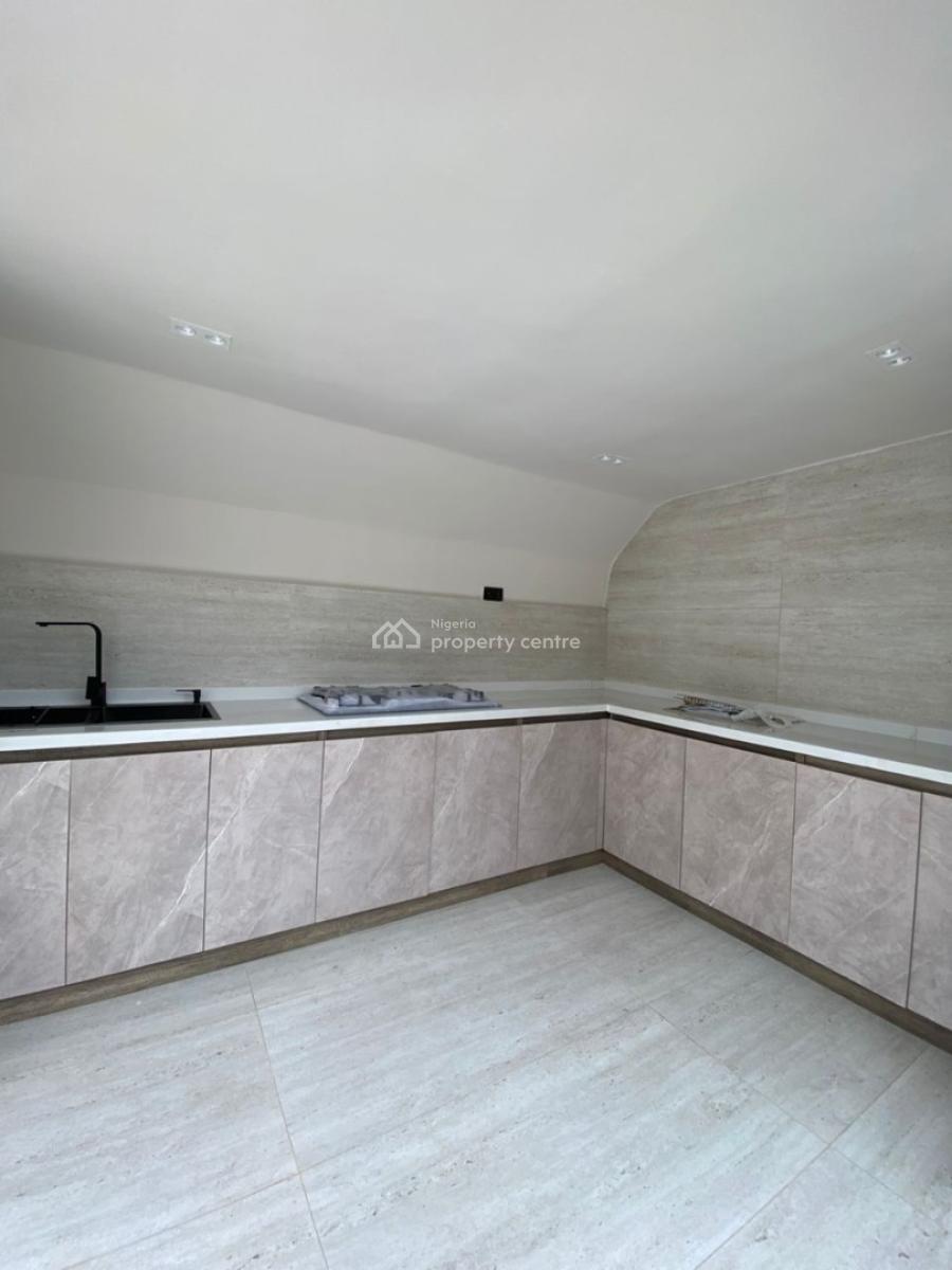 a Tastefully Finished 2 Bedroom Penthouse- Bq, Lekki Phase 1, Lekki, Lagos, House for Sale