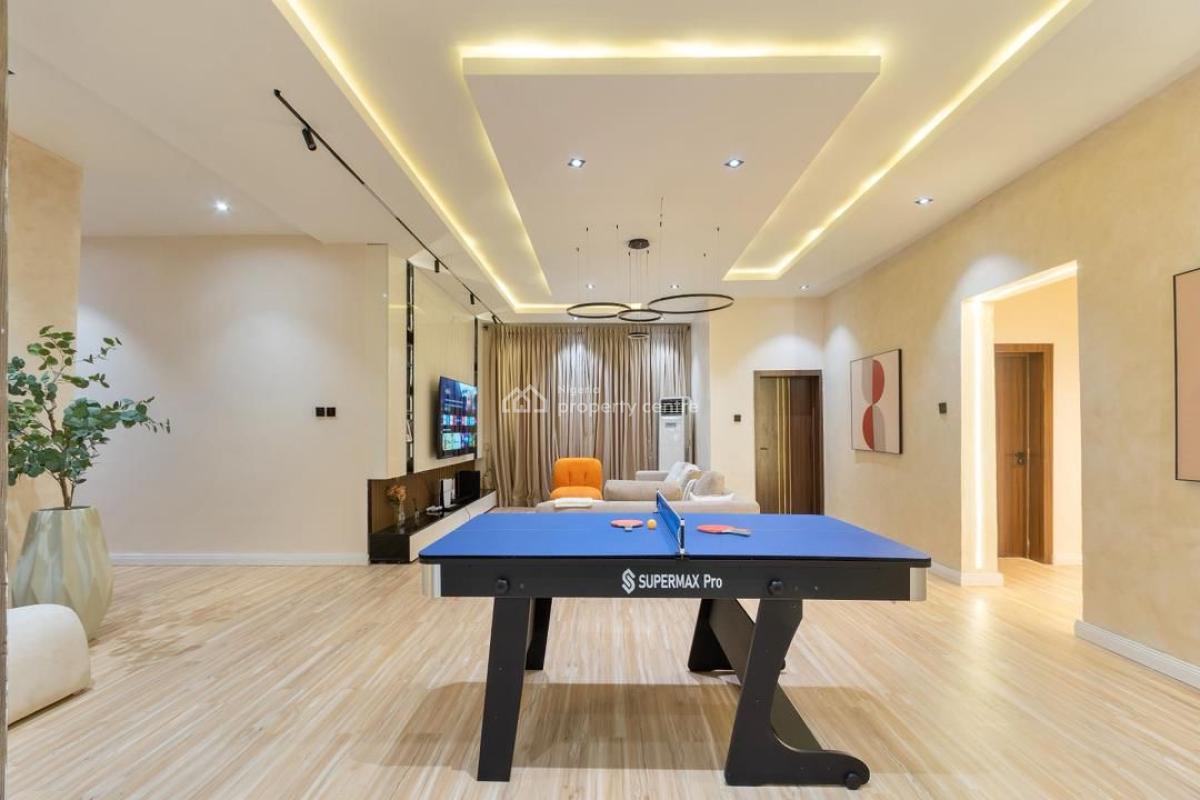 New Luxury Three Bedroom with Snooker and Pool, Off Admiralty Way, Lekki Phase 1, Lekki, Lagos, Flat / Apartment Short Let