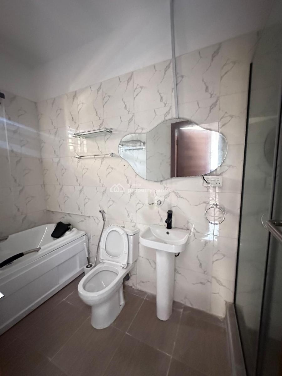 Self Serviced 3 Bedroom Terrace Duplex (not Furnished), General Paint, Ajah, Lagos, Terraced Duplex for Rent