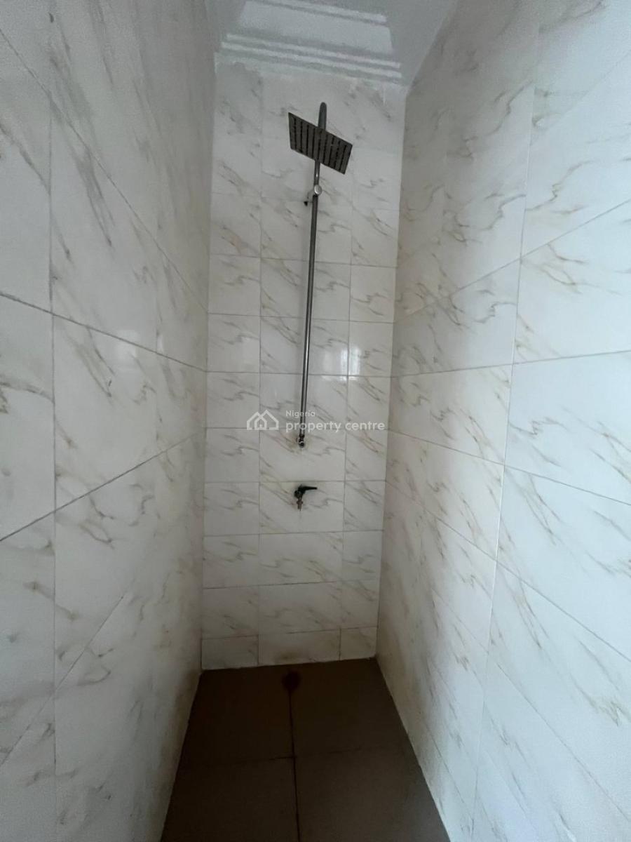 Two Bedroom Apartment, Lekki Phase 1, Lekki, Lagos, Flat / Apartment for Rent