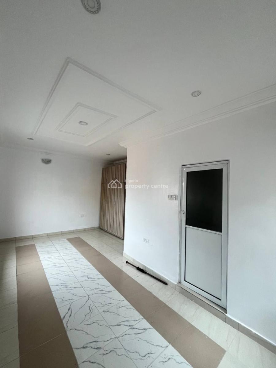 Two Bedroom Apartment, Lekki Phase 1, Lekki, Lagos, Flat / Apartment for Rent