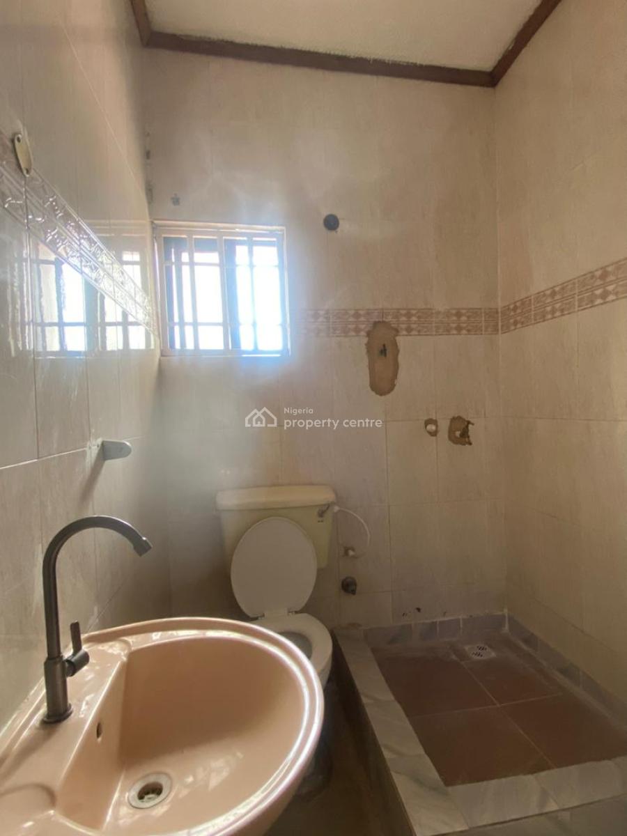 Lovely 5 Bedroom Semi Detached House for Commercial Use, Lekki Phase 1, Lekki, Lagos, Semi-detached Duplex for Rent
