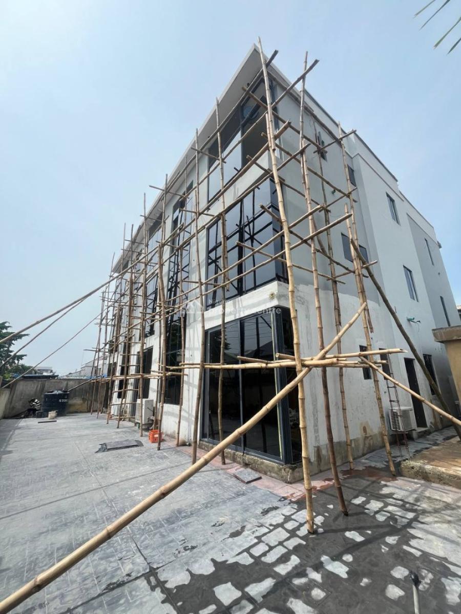 2 Bedroom Apartment, Lekki Phase 1, Lekki, Lagos, Flat / Apartment for Sale