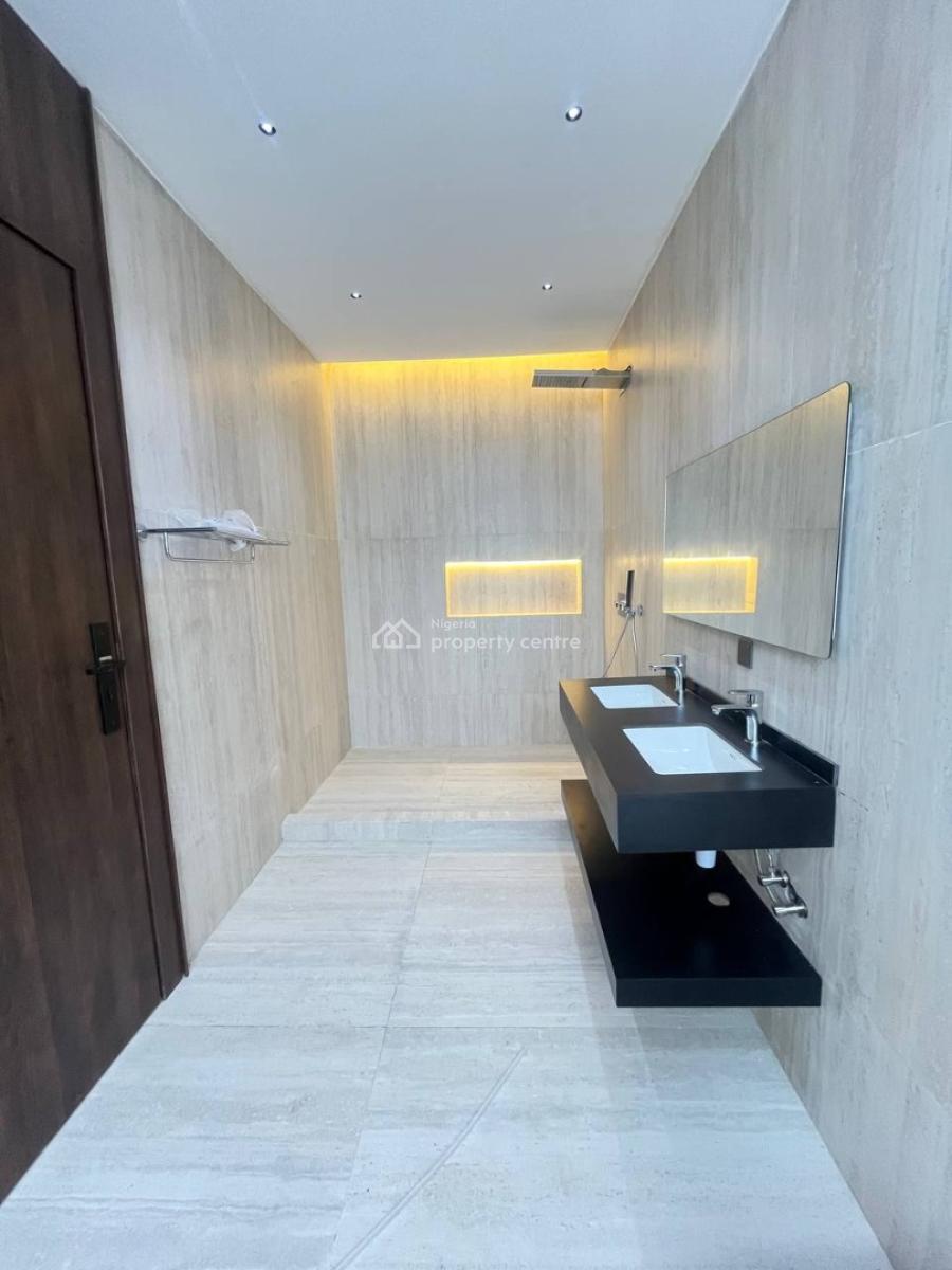 6 Bedroom Detached House with 2 Bq, Lekki Phase 1, Lekki, Lagos, Detached Duplex for Sale