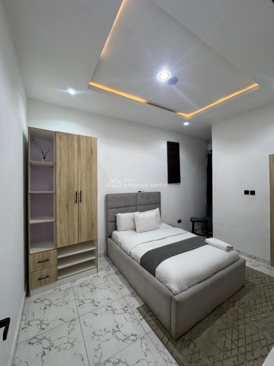 2 Bedroom Apartment, Lekki Phase 1, Lekki, Lagos, Flat / Apartment for Rent