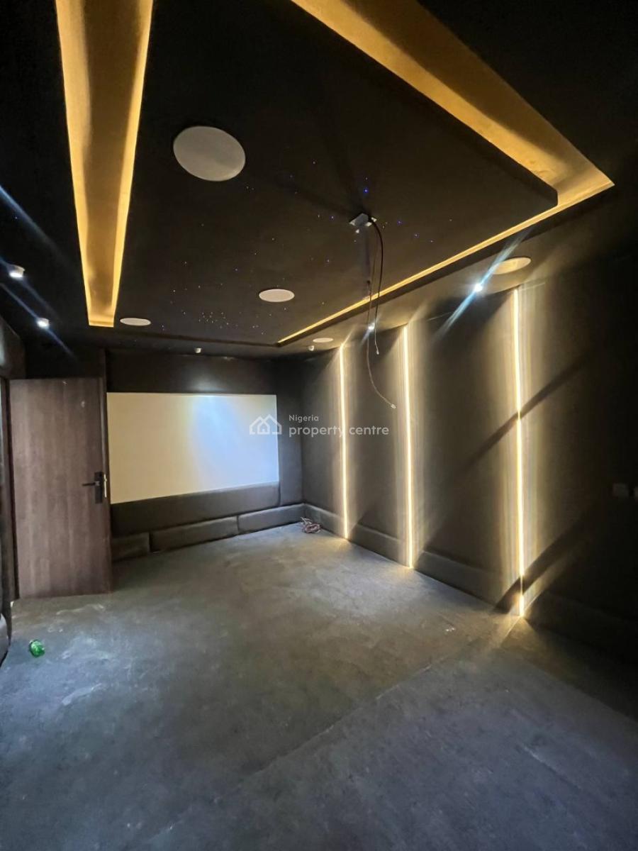 6 Bedroom Detached House with 2 Bq, Lekki Phase 1, Lekki, Lagos, Detached Duplex for Sale