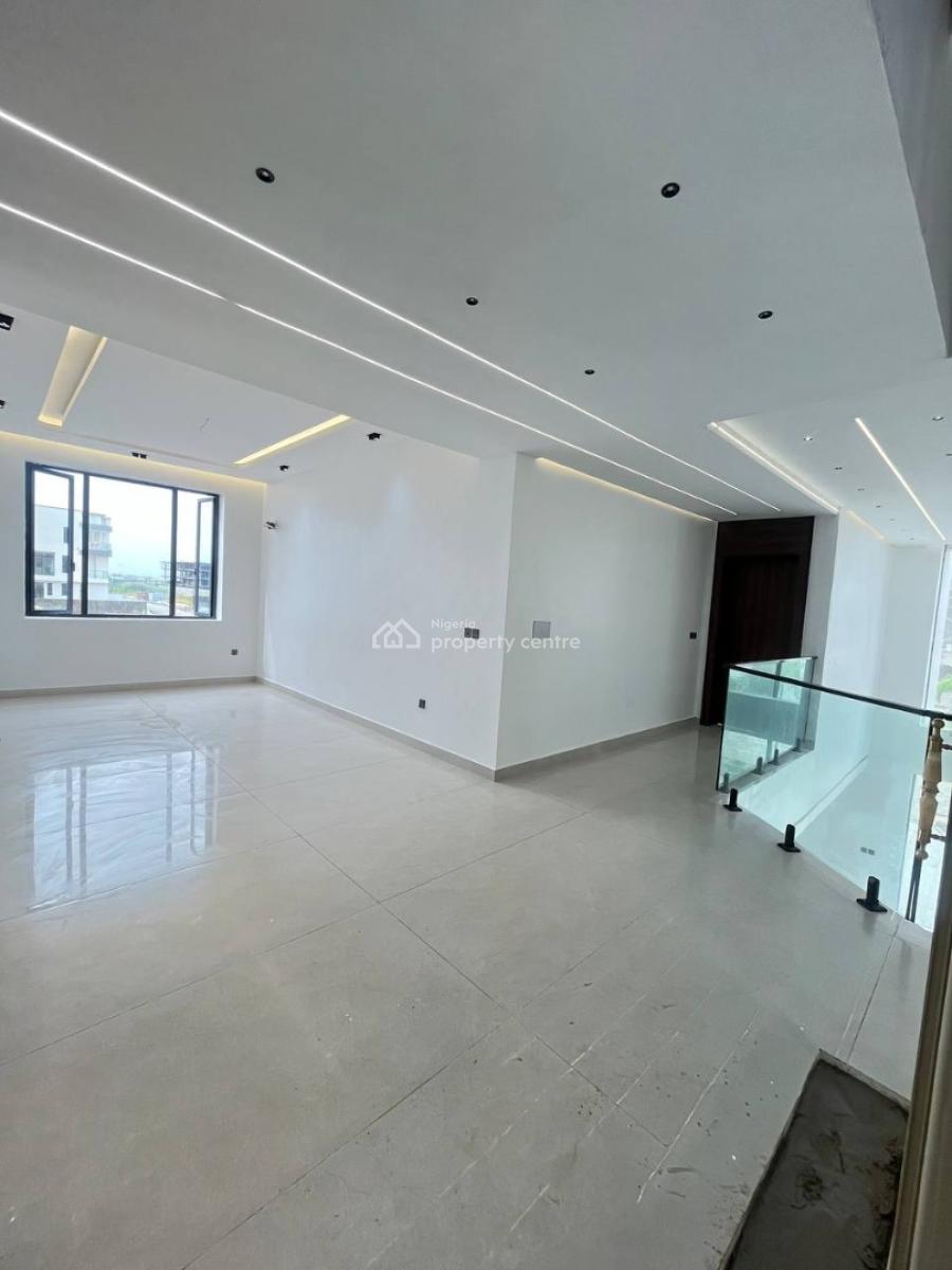6 Bedroom Detached House with 2 Bq, Lekki Phase 1, Lekki, Lagos, Detached Duplex for Sale