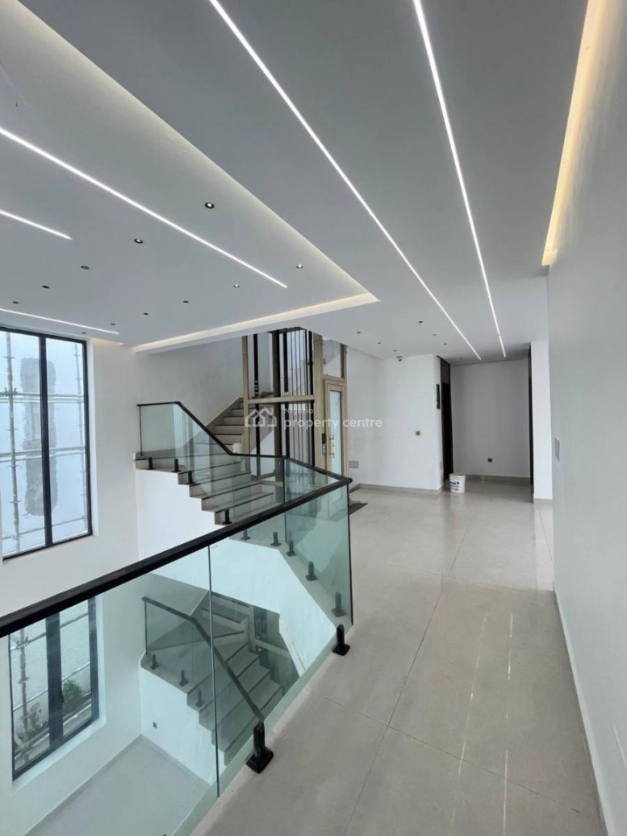 6 Bedroom Detached House with 2 Bq, Lekki Phase 1, Lekki, Lagos, Detached Duplex for Sale