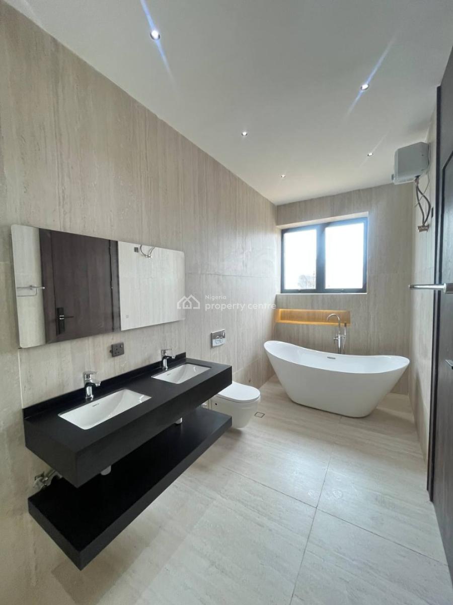 6 Bedroom Detached House with 2 Bq, Lekki Phase 1, Lekki, Lagos, Detached Duplex for Sale
