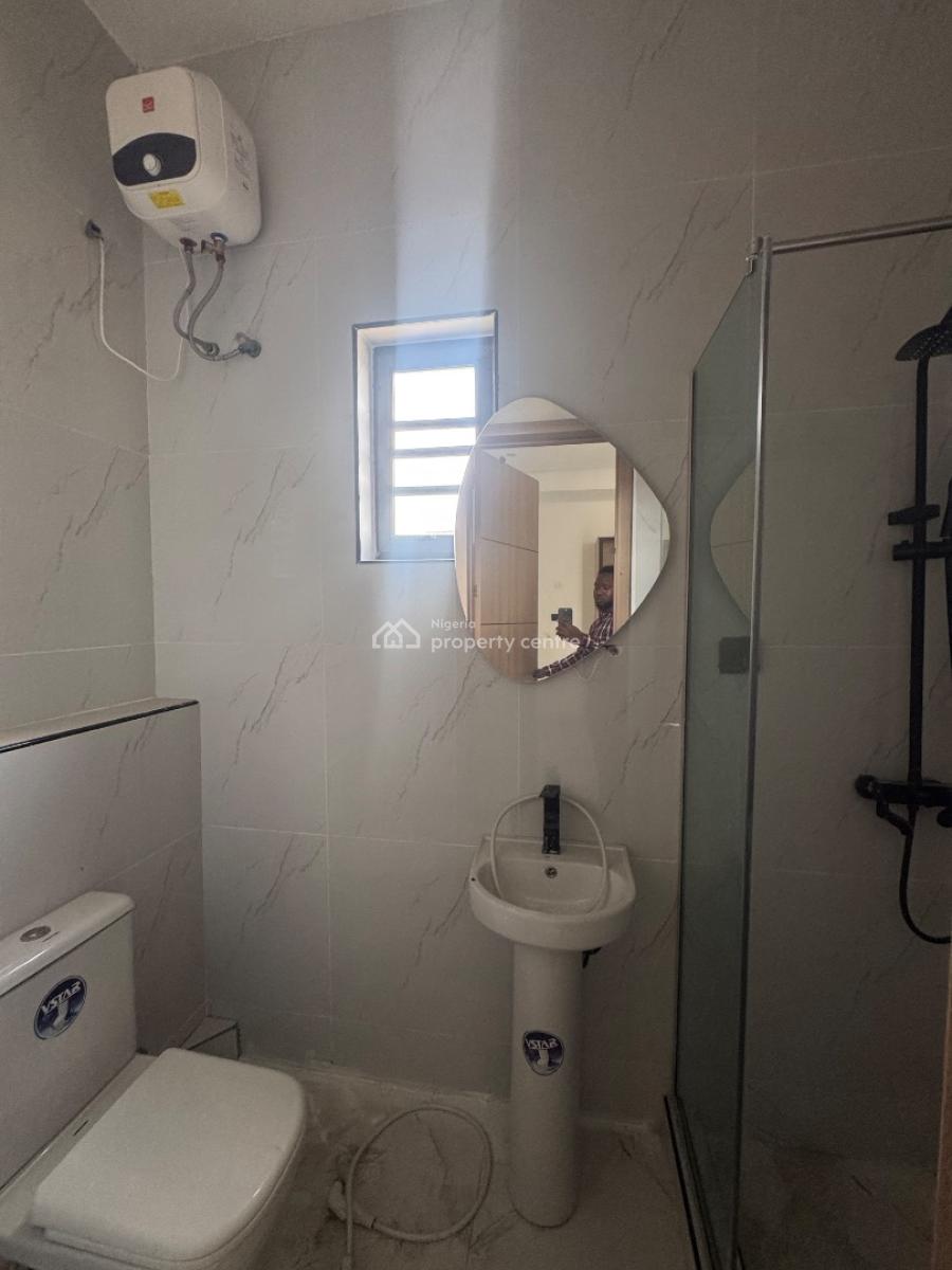 Brand New Two (2) Bedroom Apartment, Lekki Phase 1, Lekki, Lagos, Flat / Apartment for Rent