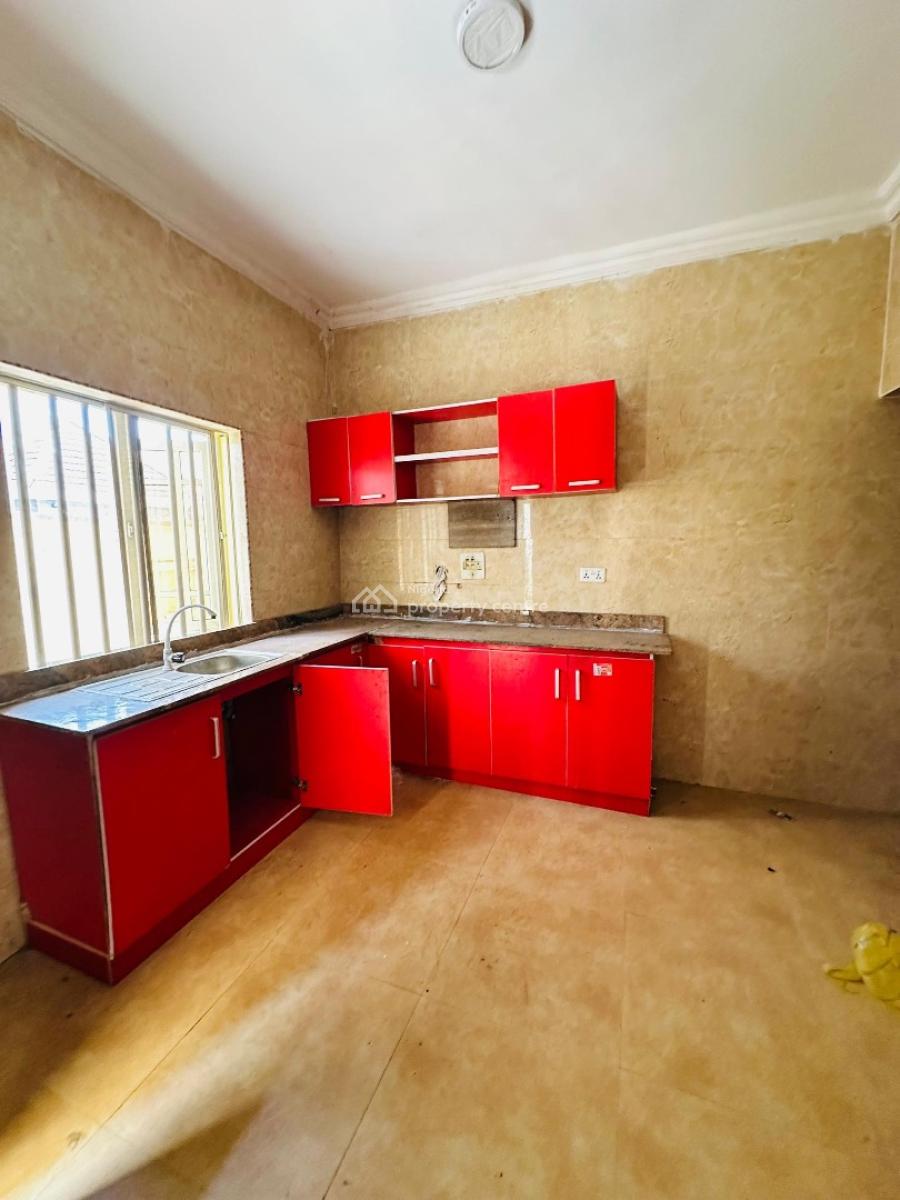 3 Bedroom Apartment, General Paint, Ajah, Lagos, Self Contain (single Rooms) for Rent