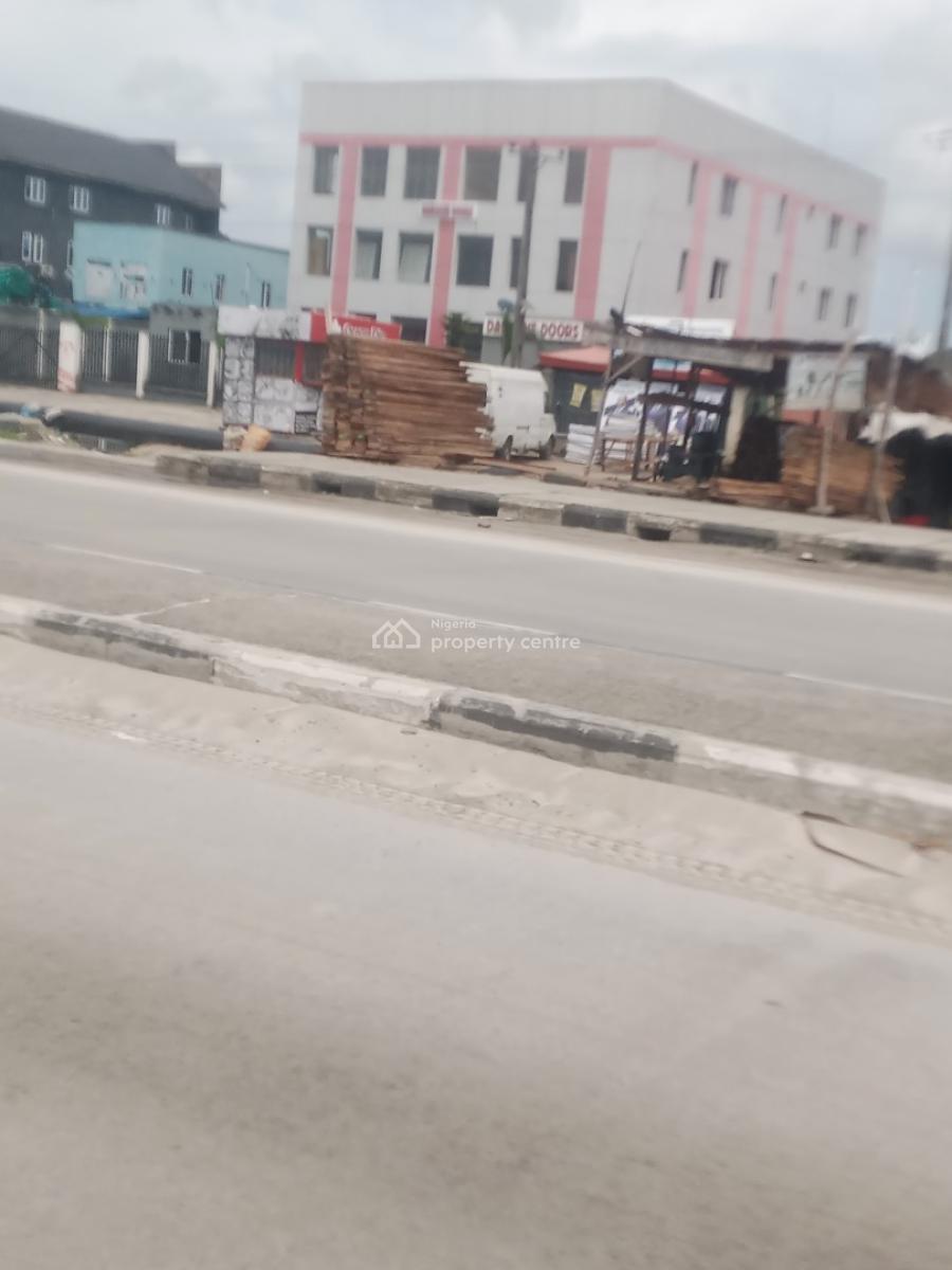 Gigantic Office Complex Plus 12890sqm Land Facing Express, Golf By Otunla, Lakowe, Ibeju Lekki, Lagos, Plaza / Complex / Mall for Sale