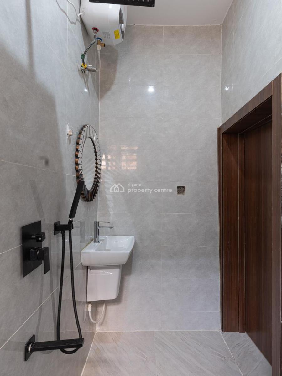 Luxurious Two Bedroom Apartment, Egbeda, Alimosho, Lagos, House Short Let