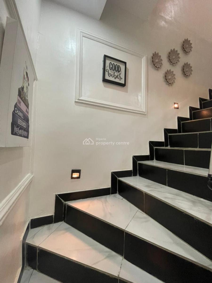 2 Bedroom Fully Furnished Apartment, Ikota Gra, Ikota, Lekki, Lagos, Flat / Apartment for Rent