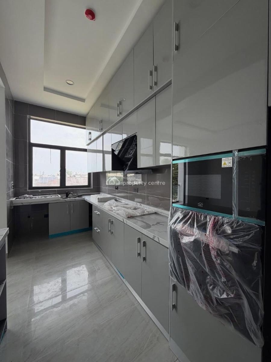 Brand New 2 Bedroom Apartment with Swimming Pool, Lekki Phase One, Lekki, Lagos, Flat / Apartment for Rent