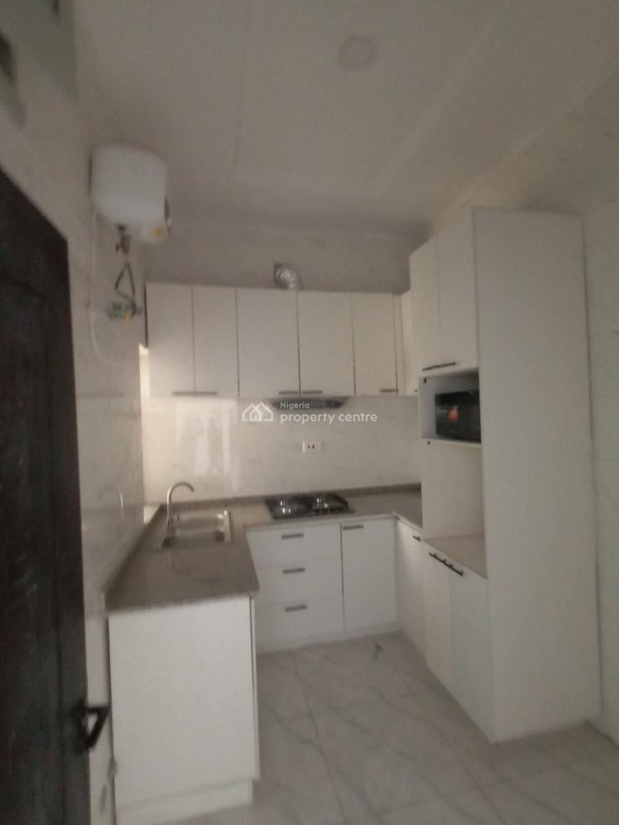 One Bedroom Flat, Alaguton, Ilaje, Ajah, Lagos, Mini Flat (room and Parlour) for Sale
