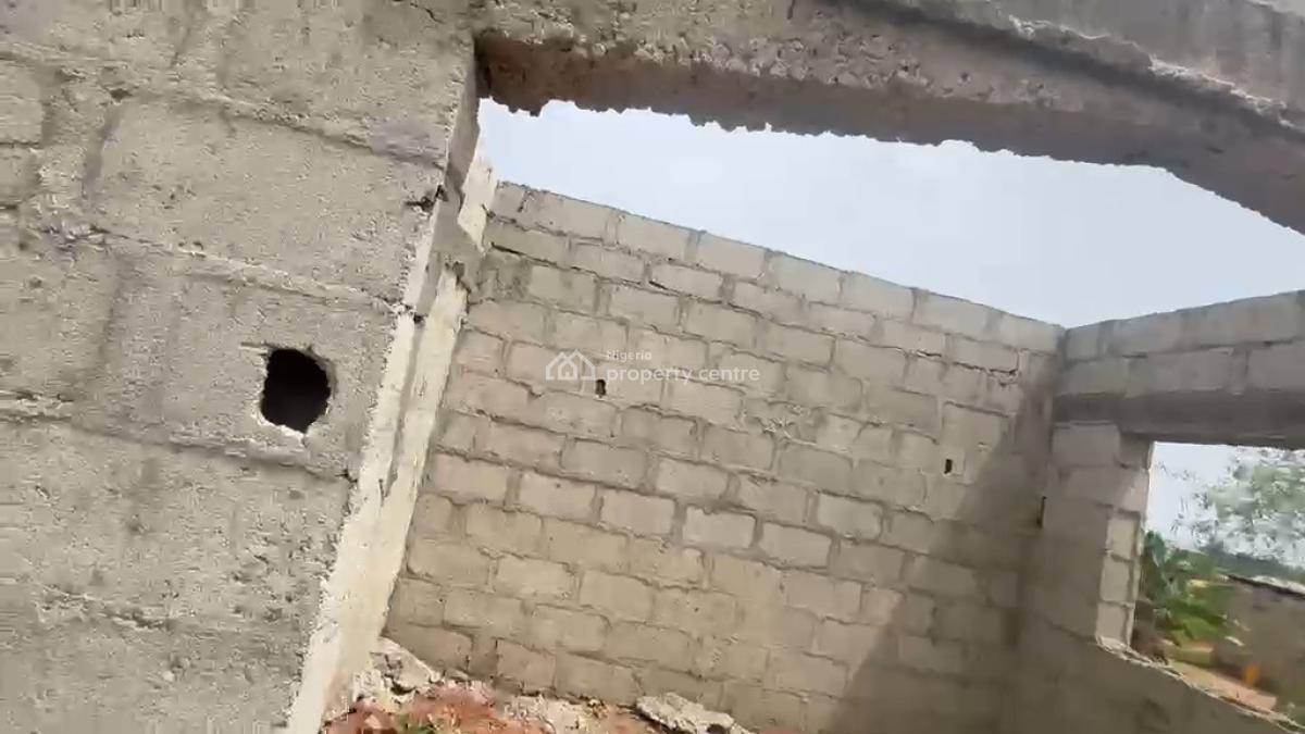Uncompleted 3-bedroom Flat   on Half Plot of Dry Land, Mowonla, Ikorodu, Ikorodu, Lagos, Detached Bungalow for Sale