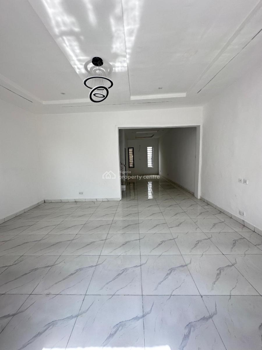 Self Serviced 3 Bedroom Terraced Duplex, General Paint, Lekki, Lagos, Terraced Duplex for Rent