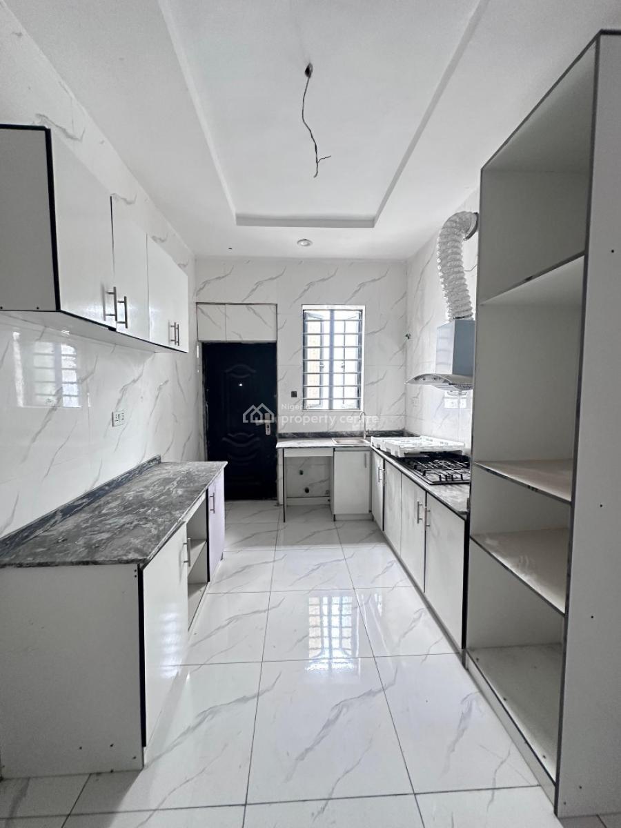 Self Serviced 3 Bedroom Terraced Duplex, General Paint, Lekki, Lagos, Terraced Duplex for Rent
