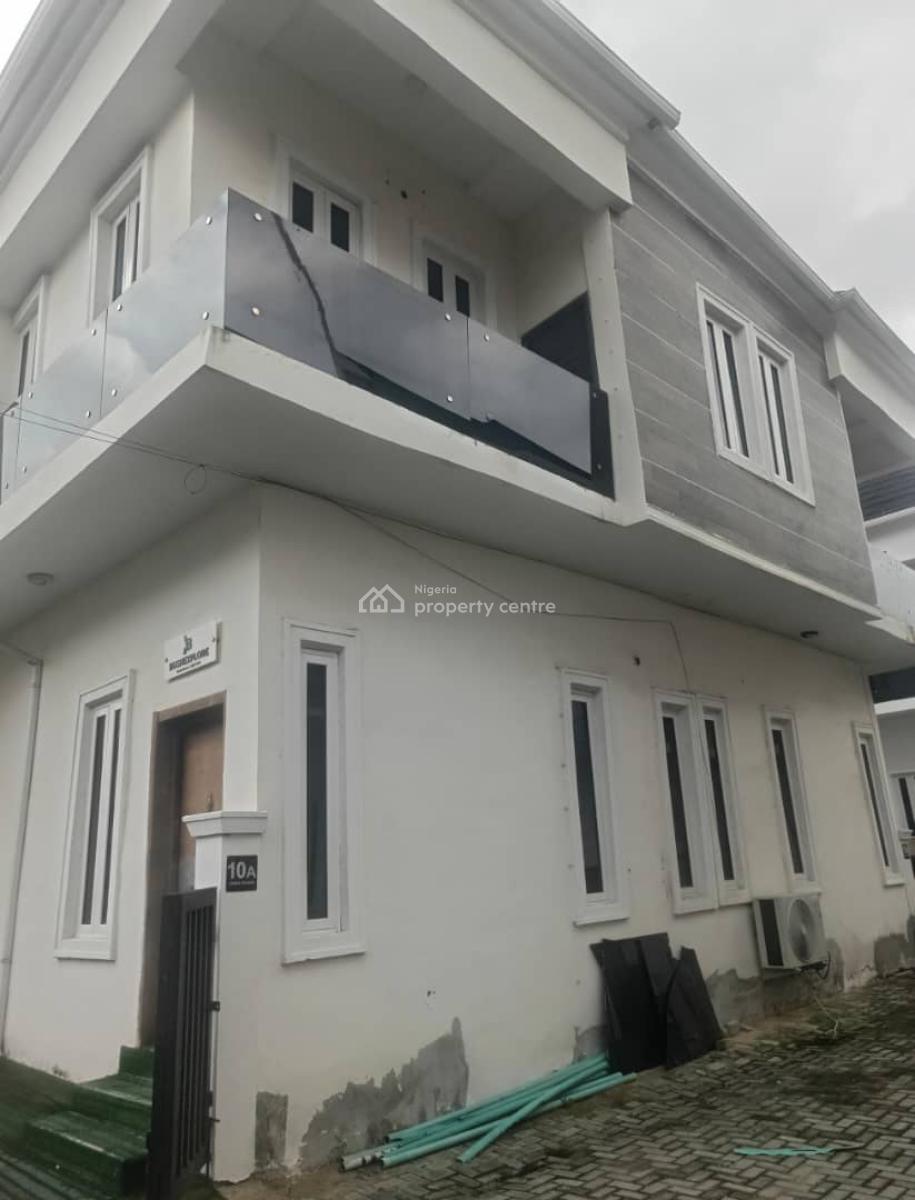 Spacious 4-bedroom Semi-detached Duplex with Bq in a Secure Estate, Vgc, Lekki, Lagos, Semi-detached Duplex for Rent