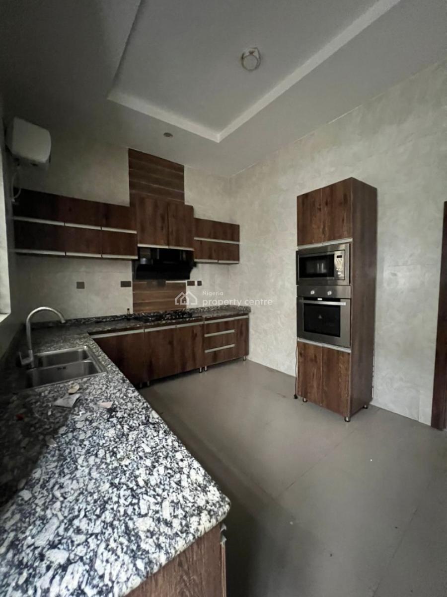 Spacious 4-bedroom Semi-detached Duplex with Bq in a Secure Estate, Vgc, Lekki, Lagos, Semi-detached Duplex for Rent