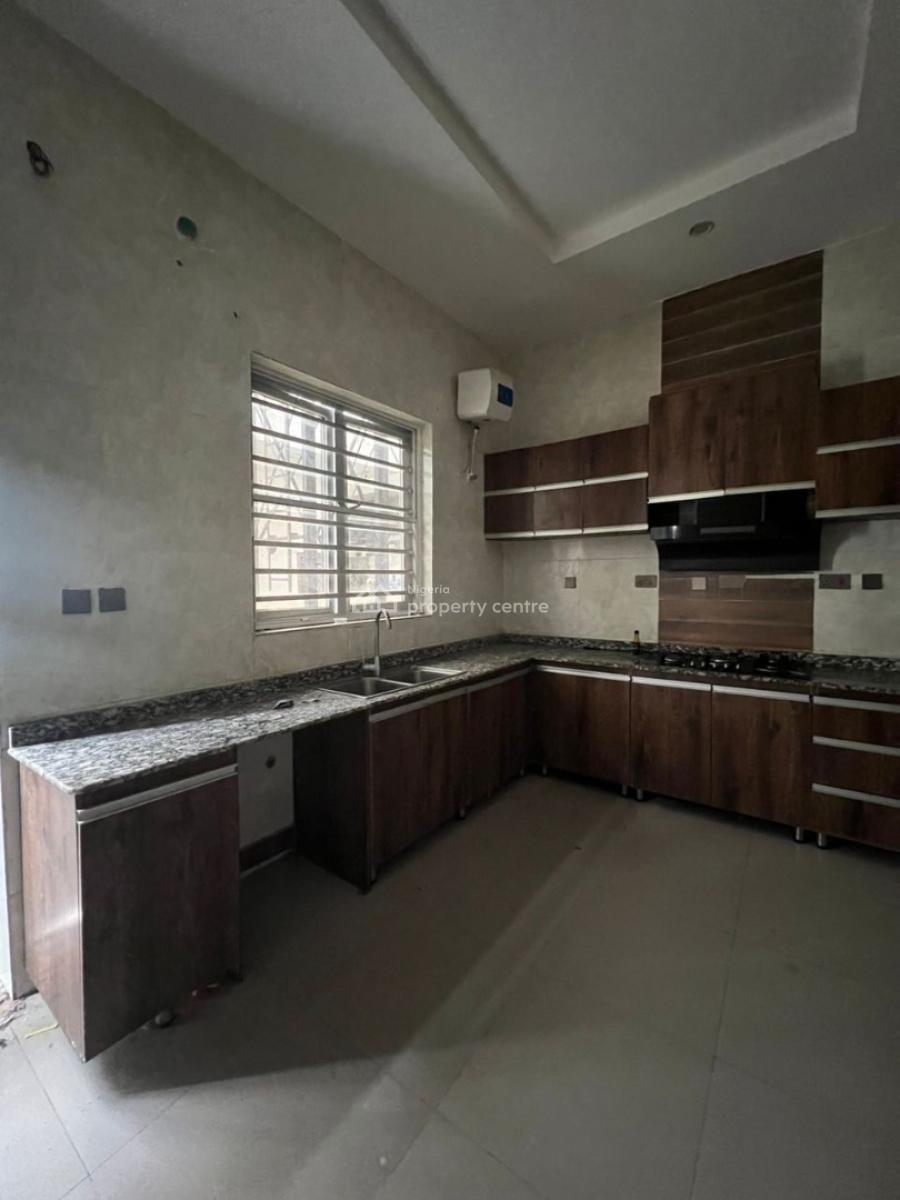 Spacious 4-bedroom Semi-detached Duplex with Bq in a Secure Estate, Vgc, Lekki, Lagos, Semi-detached Duplex for Rent
