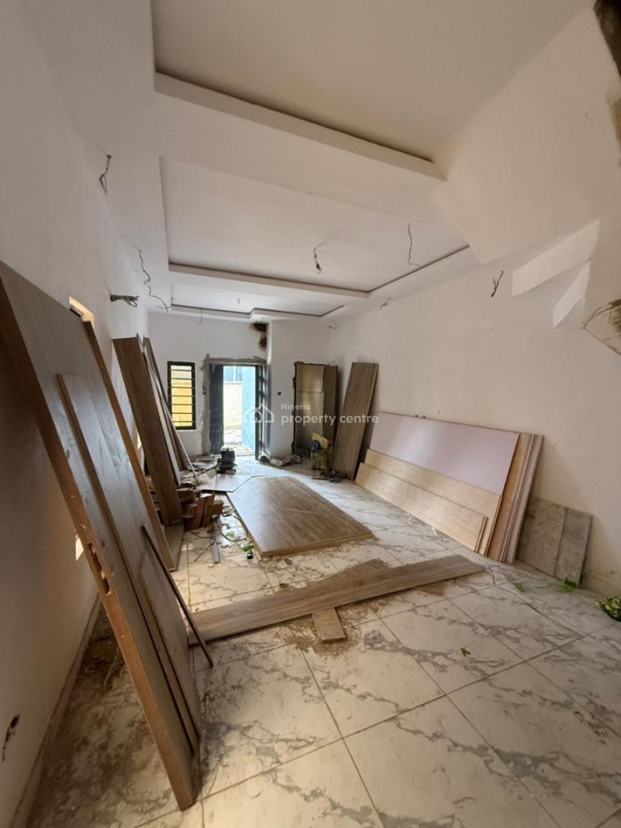 4 Bedroom Semi-detached Situated, Anthony, Maryland, Lagos, Semi-detached Duplex for Sale