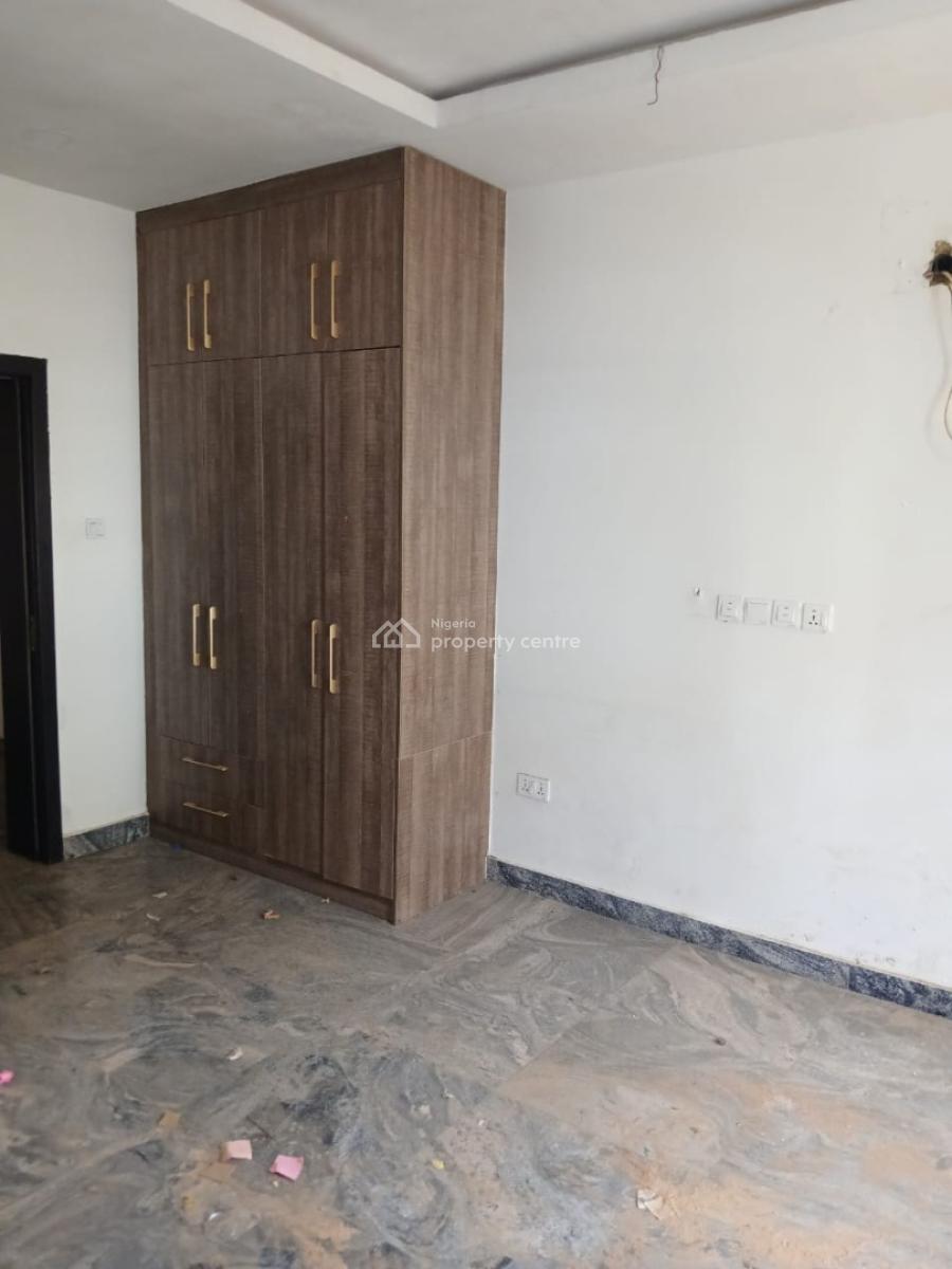 Tastefully Finished and Renovated 3 Bedroom Flat with Bq, Off American International School, Durumi, Abuja, Flat / Apartment for Rent