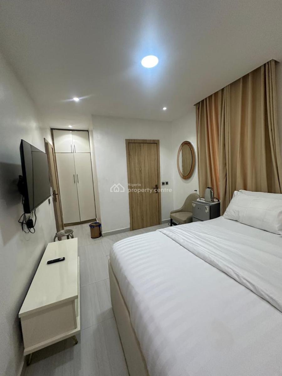Fully Furnished 2 Bedroom Flat, Ilasan, Ikate, Lekki, Lagos, Flat / Apartment for Rent