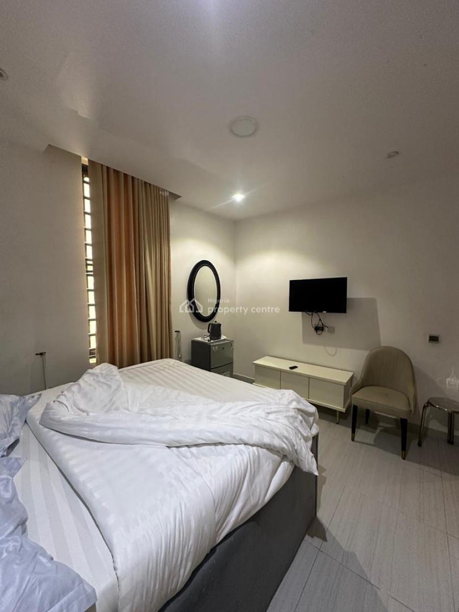 Fully Furnished 2 Bedroom Flat, Ilasan, Ikate, Lekki, Lagos, Flat / Apartment for Rent