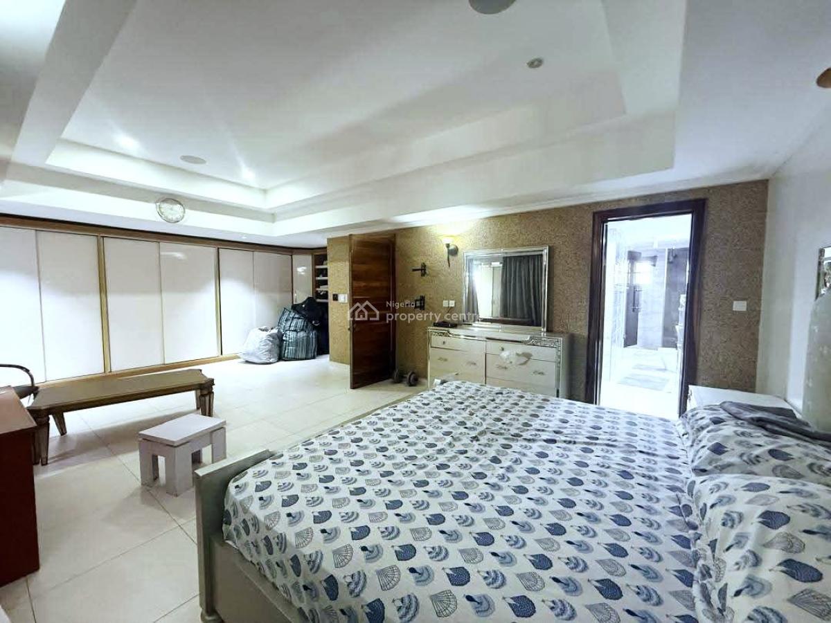 Mansion Sitting on 1000sqm, Pinnock Estate, Osapa, Lekki, Lagos, Detached Duplex for Sale