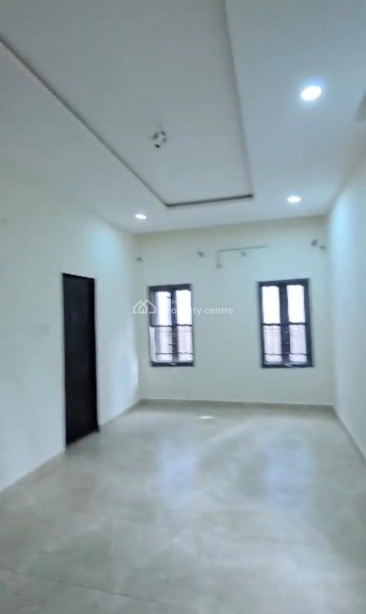 Standard Spacious 2 Bedroom Apartment with Guest Toilet, Apo Primary/wumba District, Apo, Abuja, Flat / Apartment for Rent