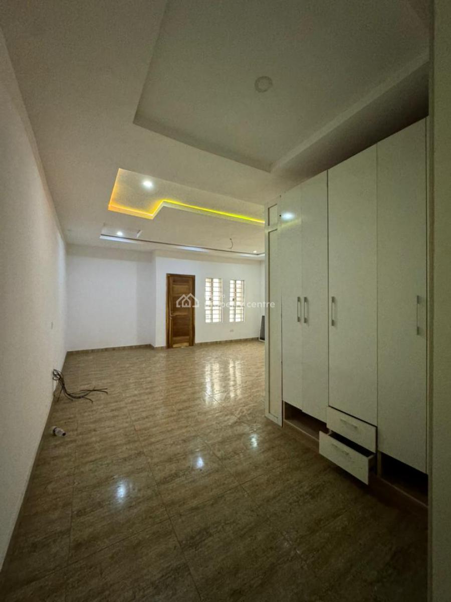 Master Bedroom with Standard Fitted Open Plan Kitchen, Orchid, Lekki, Lagos, Flat / Apartment for Rent