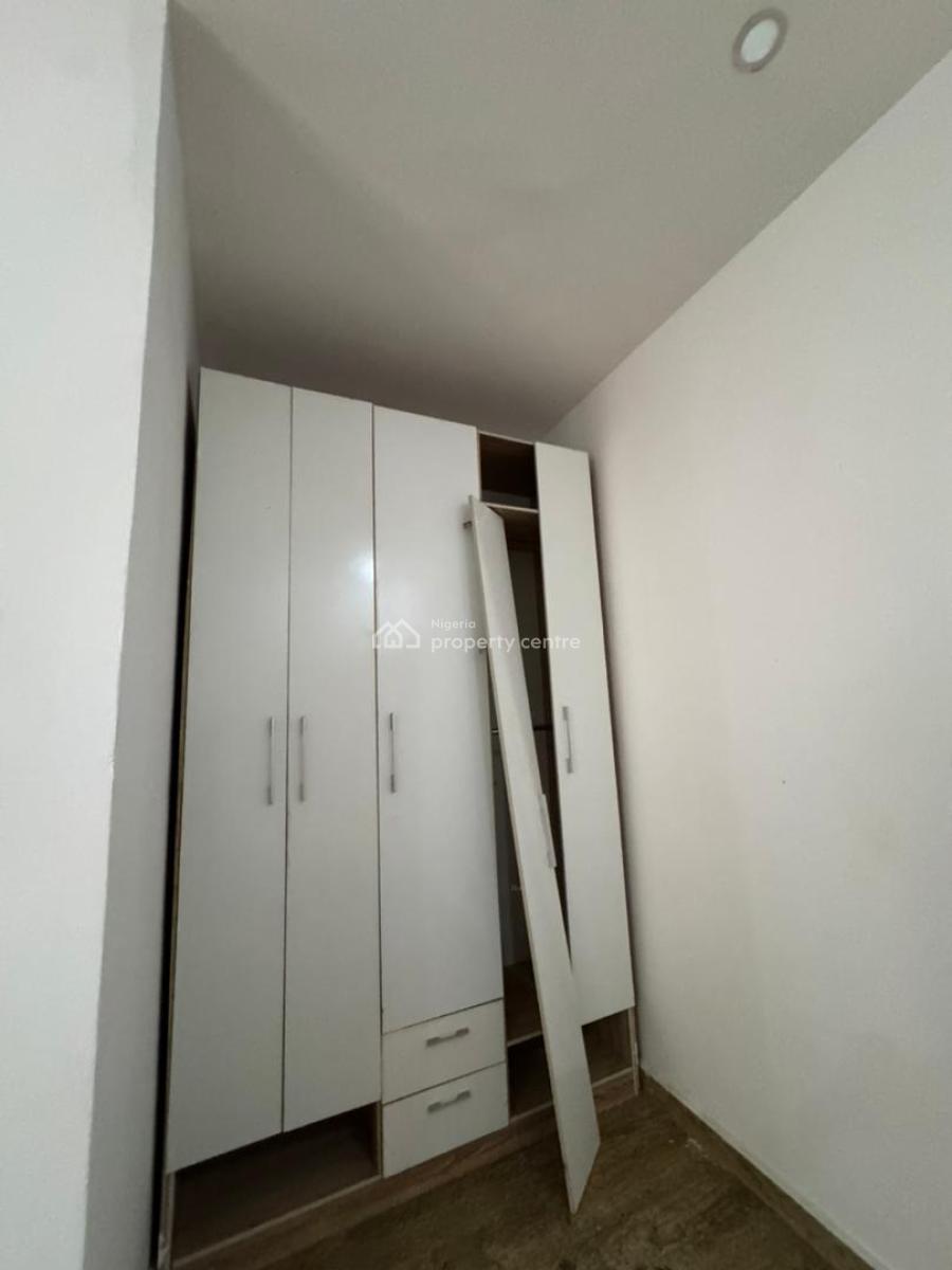 Master Bedroom with Standard Fitted Open Plan Kitchen, Orchid, Lekki, Lagos, Flat / Apartment for Rent