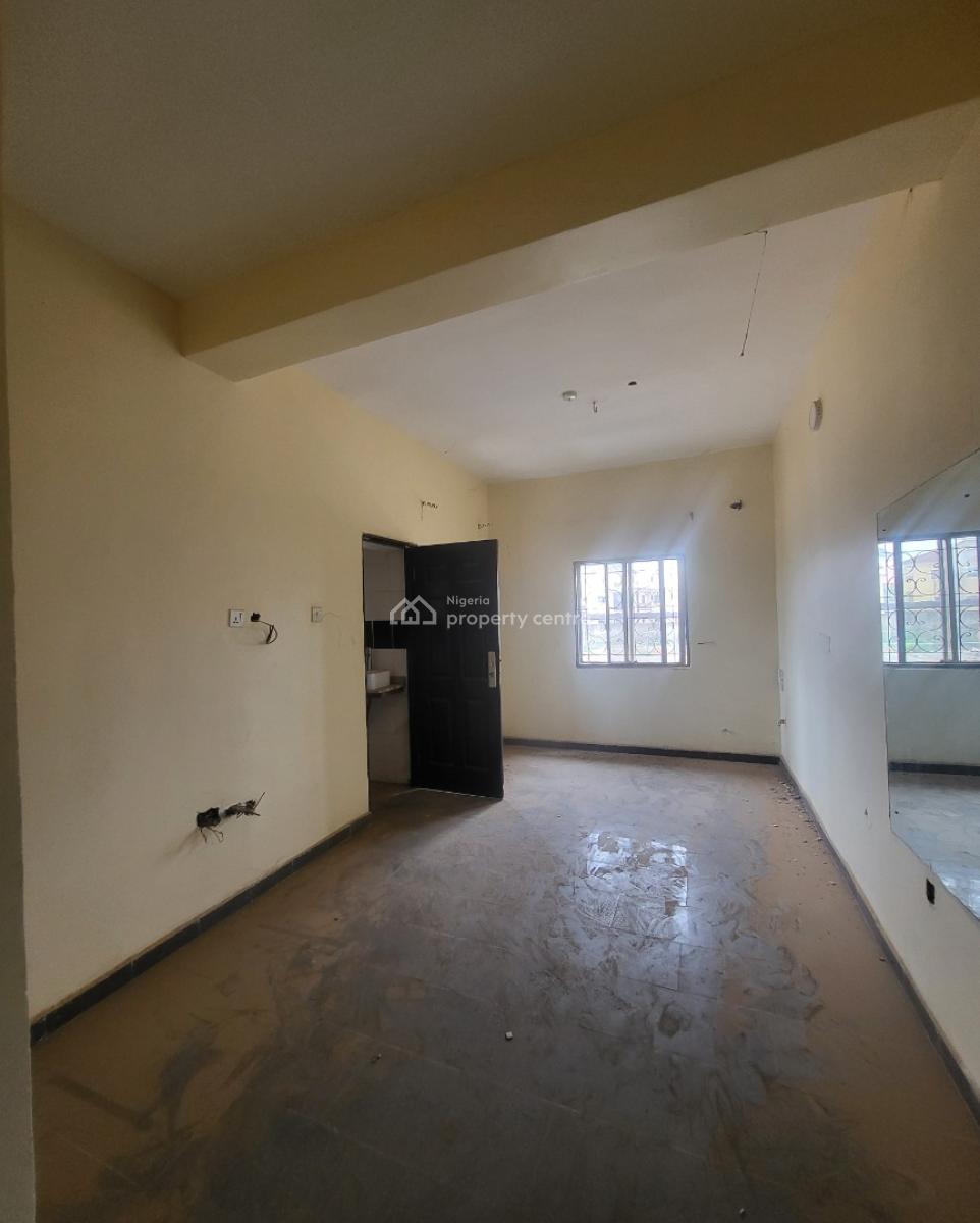 Luxurious Massive 1 Bedroom Flat, By Old Secteriate, Garki, Abuja, Flat / Apartment for Rent