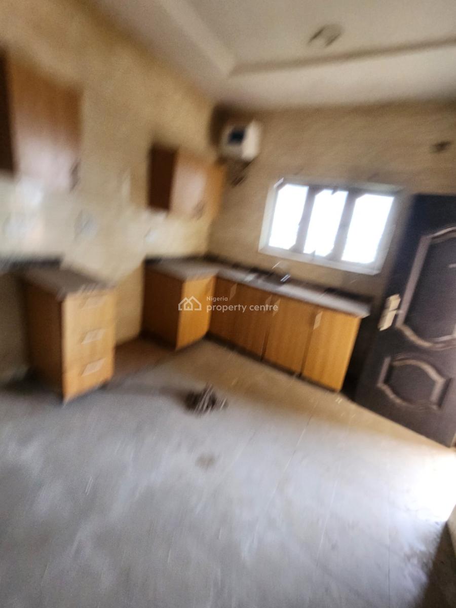 Nice Spacious 2 Bedroom Flat, Tarred Rd, Wuye Main(tarred Rd), Wuye, Abuja, Flat / Apartment for Rent