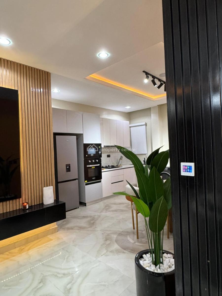 Luxurious and Exquisite 2 Bedroom Maisonette, Freedom Way, Lekki Phase 1, Lekki, Lagos, House for Rent