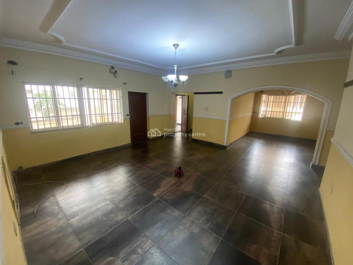 3 Bedroom Flat with a Bq, Lekki Phase 1, Lekki, Lagos, Flat / Apartment for Rent