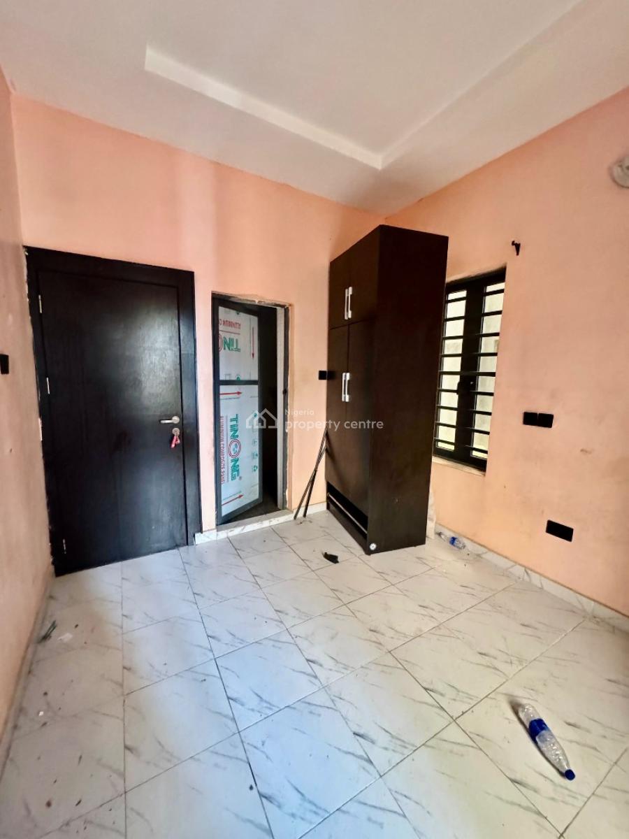 Spacious and Beautiful 2 Bedroom Apartment, Via Thera Annex, Ogombo, Ajah, Lagos, Flat / Apartment for Rent