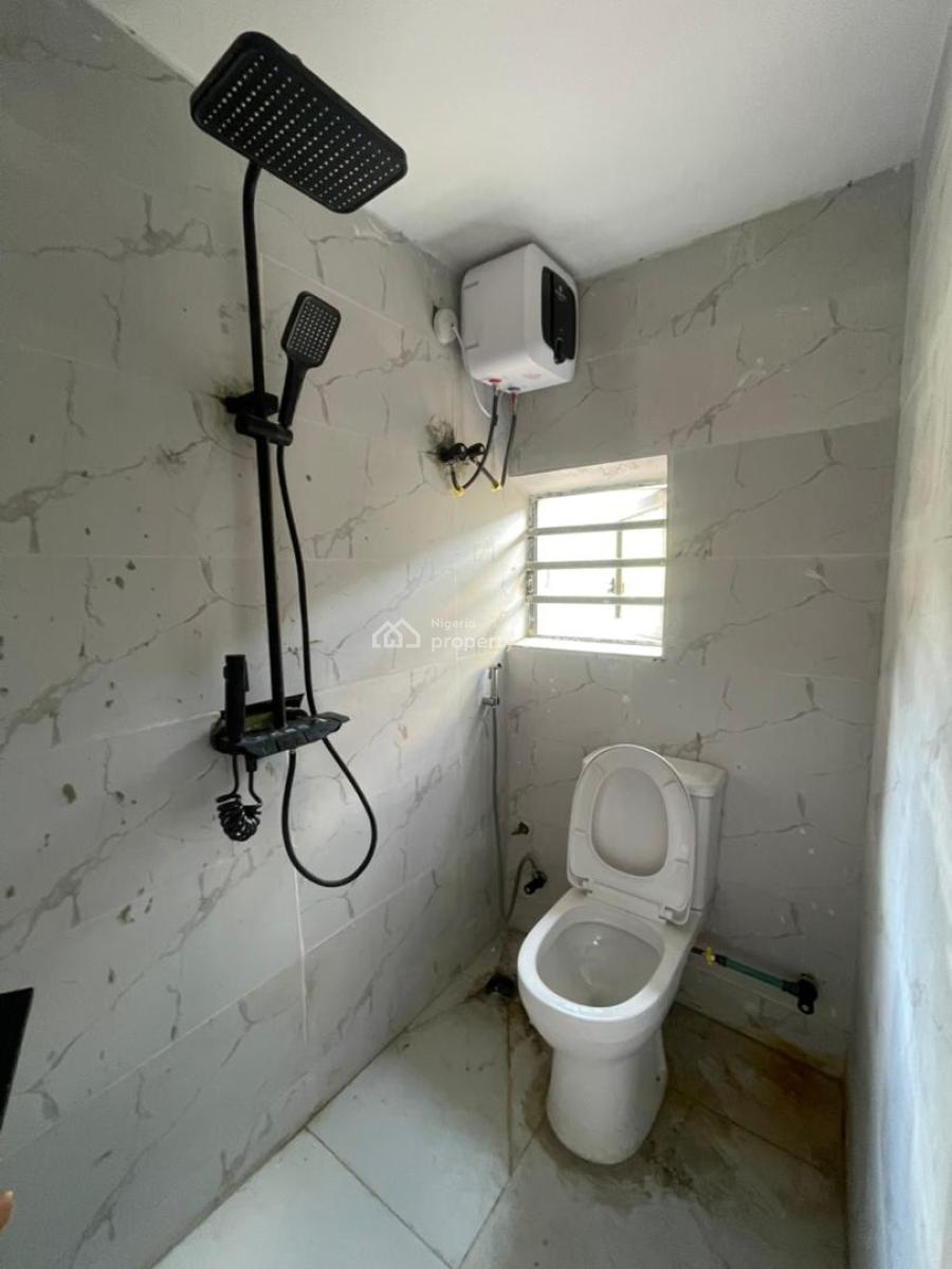 Tastefully Finished  3 Bedroom Flat, Off Rosanwo Street Via Adekunle Kuye Aguda, Surulere, Lagos, House for Rent