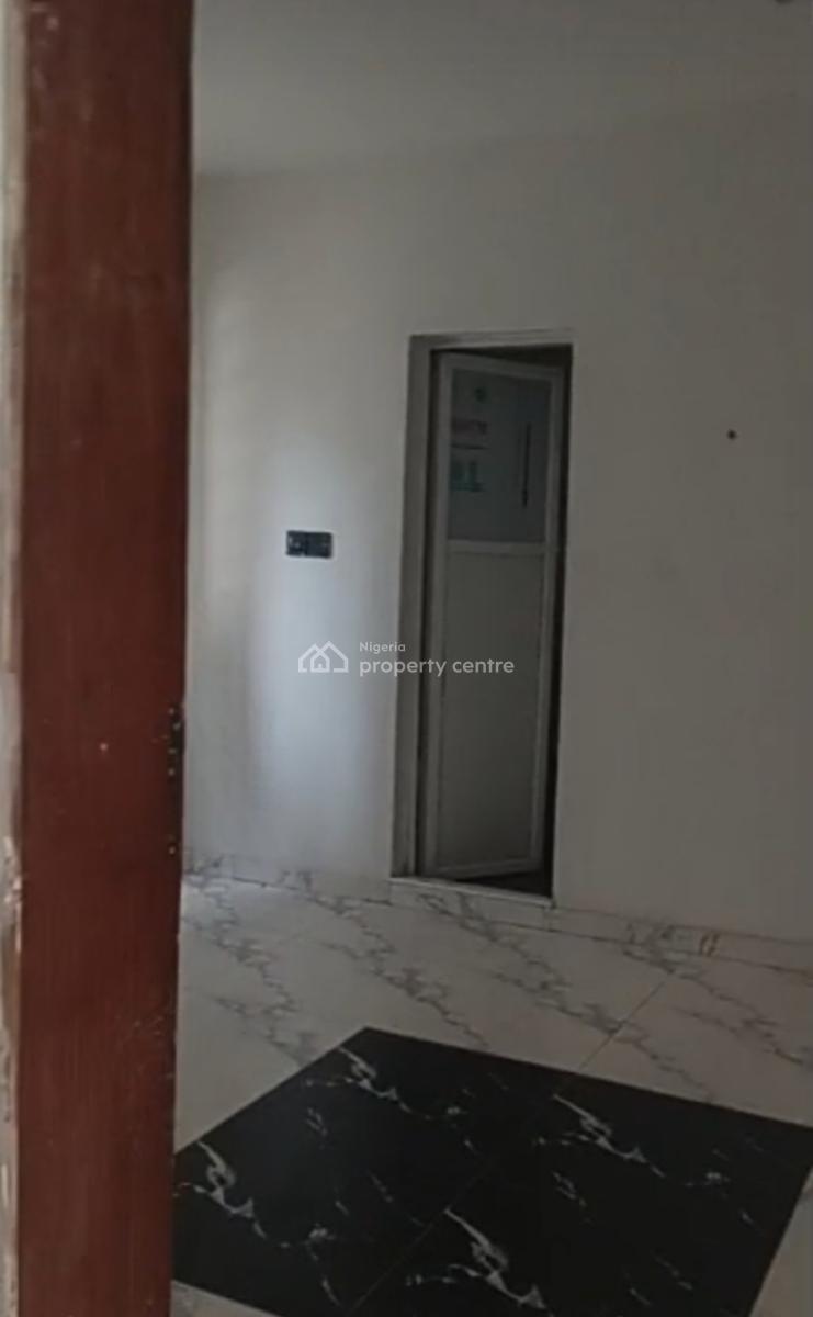 Newly Built 3 Bedroom Downstairs Apartment { Video}, United Estate, Sangotedo, Ajah, Lagos, Flat / Apartment for Rent