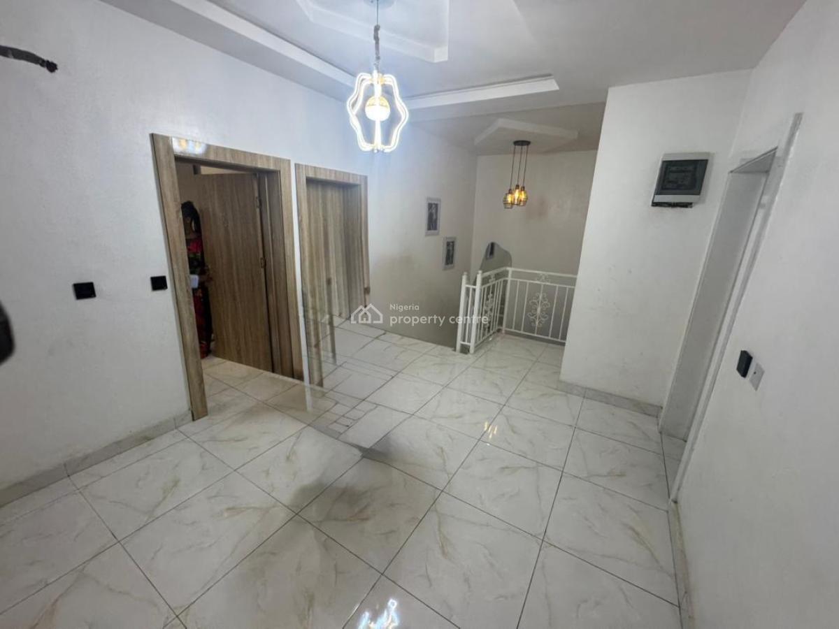 Well Built 3 Bedroom Terrace Duplex with a Bq and Swimming Pool, Ikate, Lekki, Lagos, Terraced Duplex for Sale