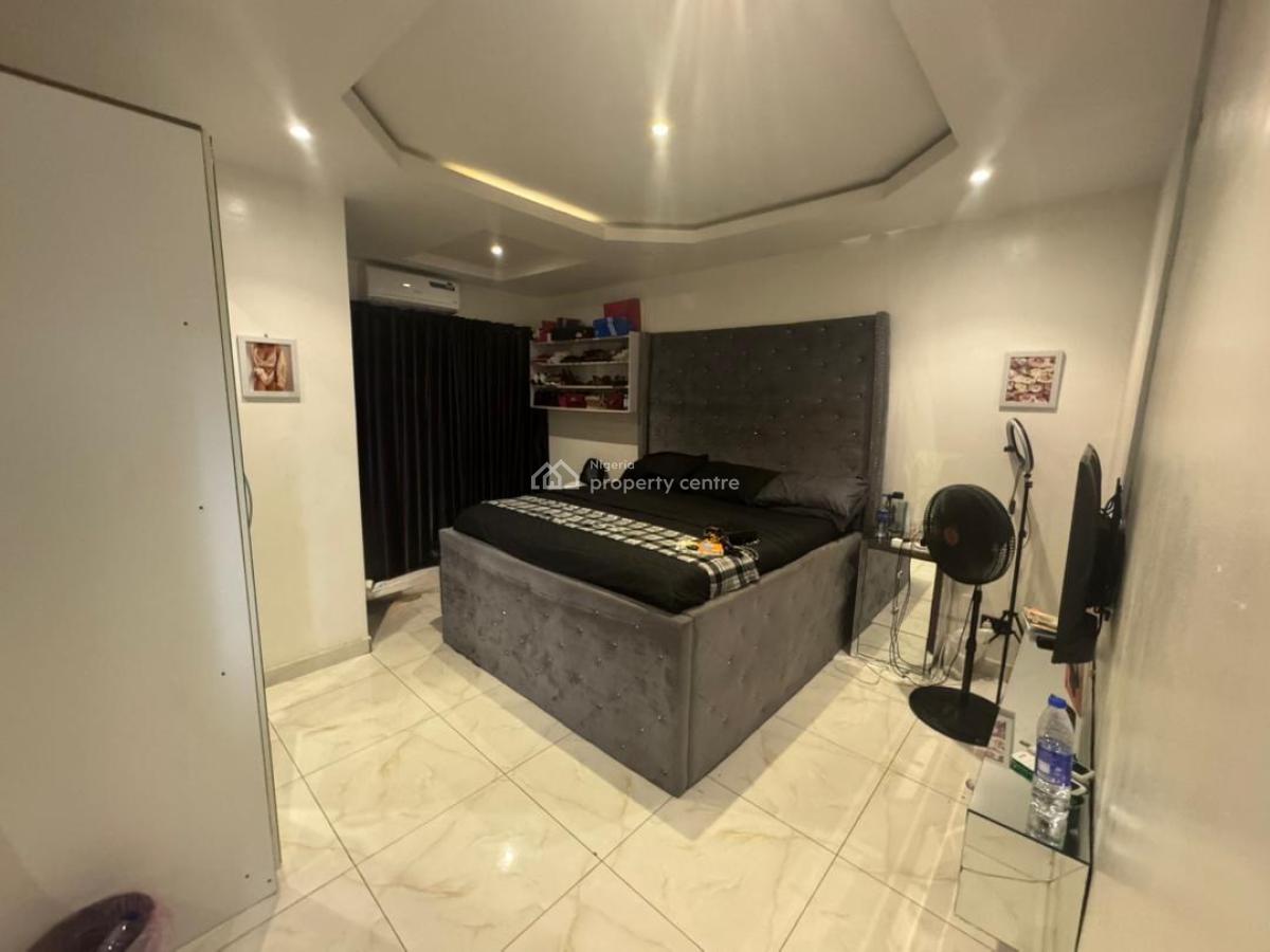 Well Built 3 Bedroom Terrace Duplex with a Bq and Swimming Pool, Ikate, Lekki, Lagos, Terraced Duplex for Sale