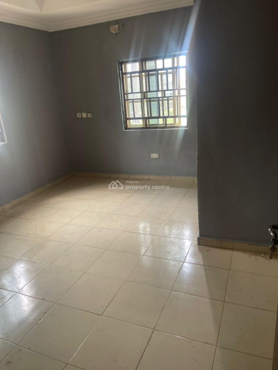 Spacious 2 Bedroom Flat in an Estate, Dawaki, Gwarinpa, Abuja, Flat / Apartment for Rent