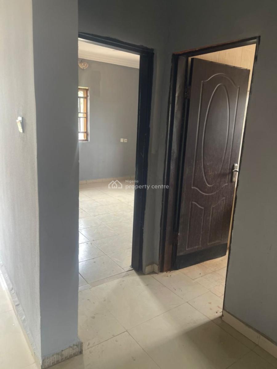 Spacious 2 Bedroom Flat in an Estate, Dawaki, Gwarinpa, Abuja, Flat / Apartment for Rent