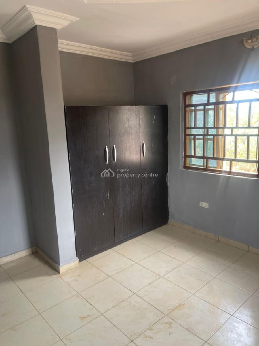Spacious 2 Bedroom Flat in an Estate, Dawaki, Gwarinpa, Abuja, Flat / Apartment for Rent