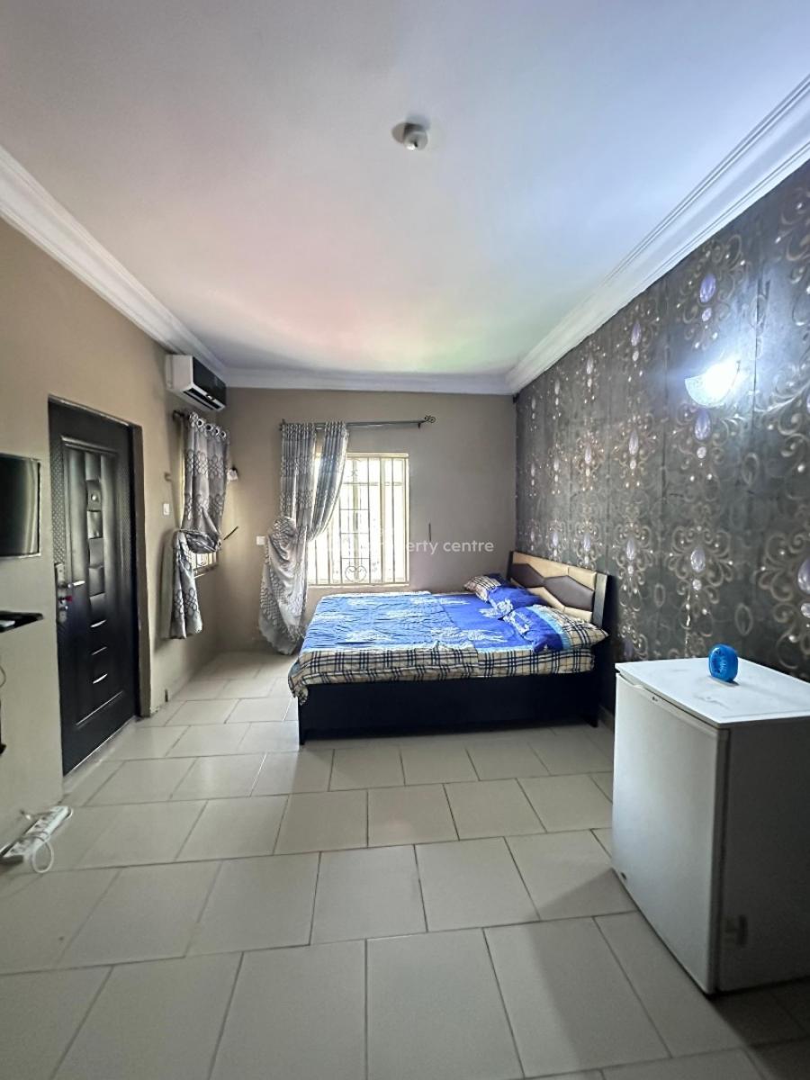 2 Bedroom Maisonette, General Paint, Ajah, Lagos, Hotel / Guest House Short Let