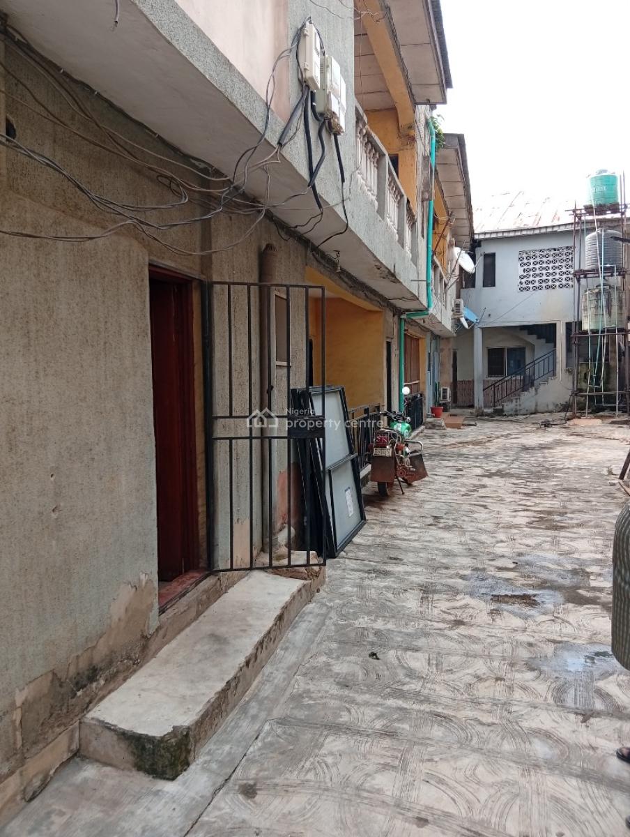 Decent Mini Flat Apartment, Off Berger Bus Stop, Ojodu Berger, Ojodu, Lagos, Mini Flat (room and Parlour) for Rent