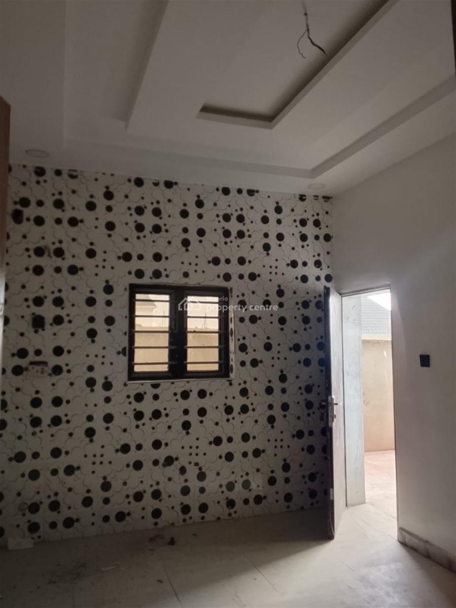 Beautiful Brand New 2 Bedroom Apartment, Behind Dunamis Trend Hotel Axis, Lugbe District, Abuja, Flat / Apartment for Rent